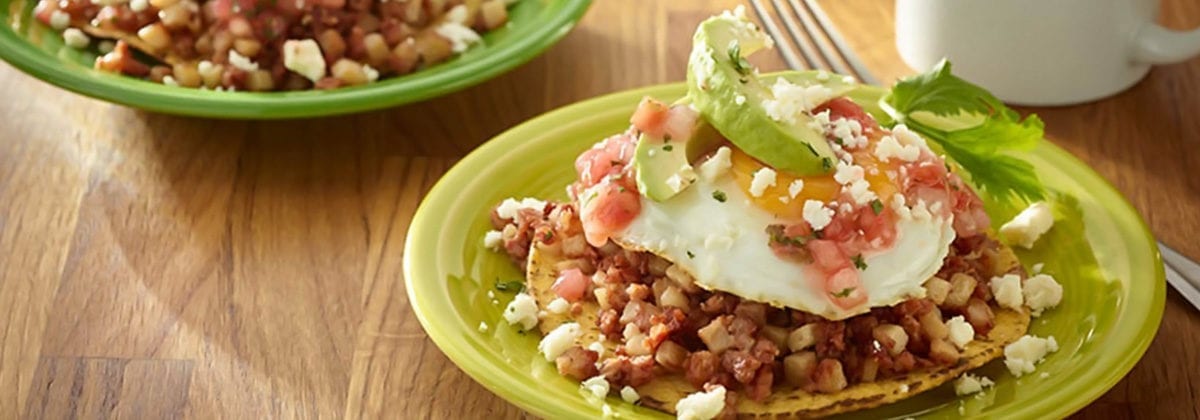 avocado corned beef hash with egg