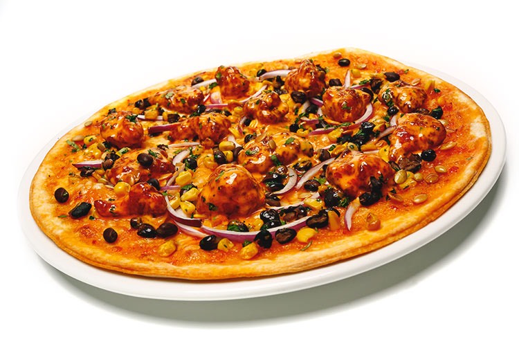 ken's boom boom sauce chicken pizza with onions and black olives