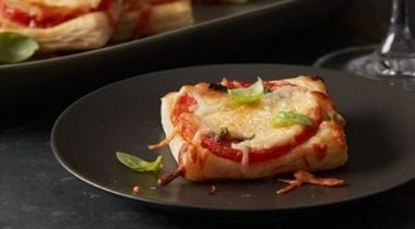 mini margherita pizza on puff pastry