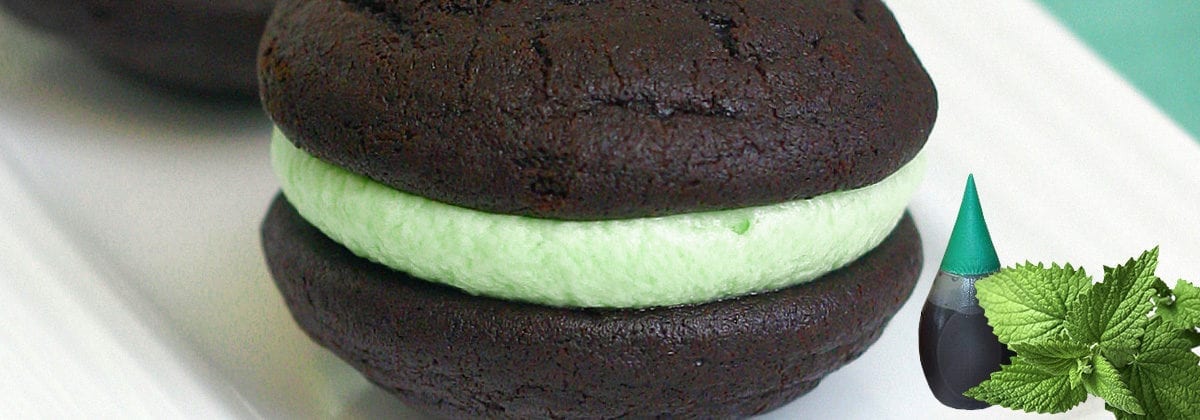 chocolate mint whoopie pie