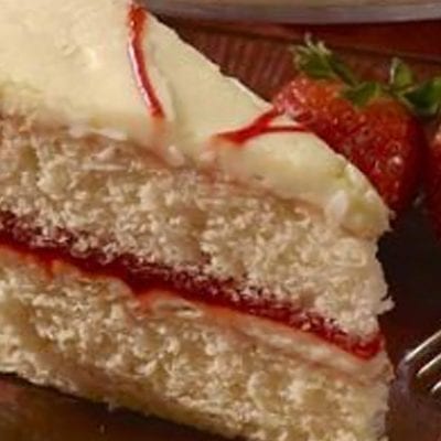 Pellman strawberry cake